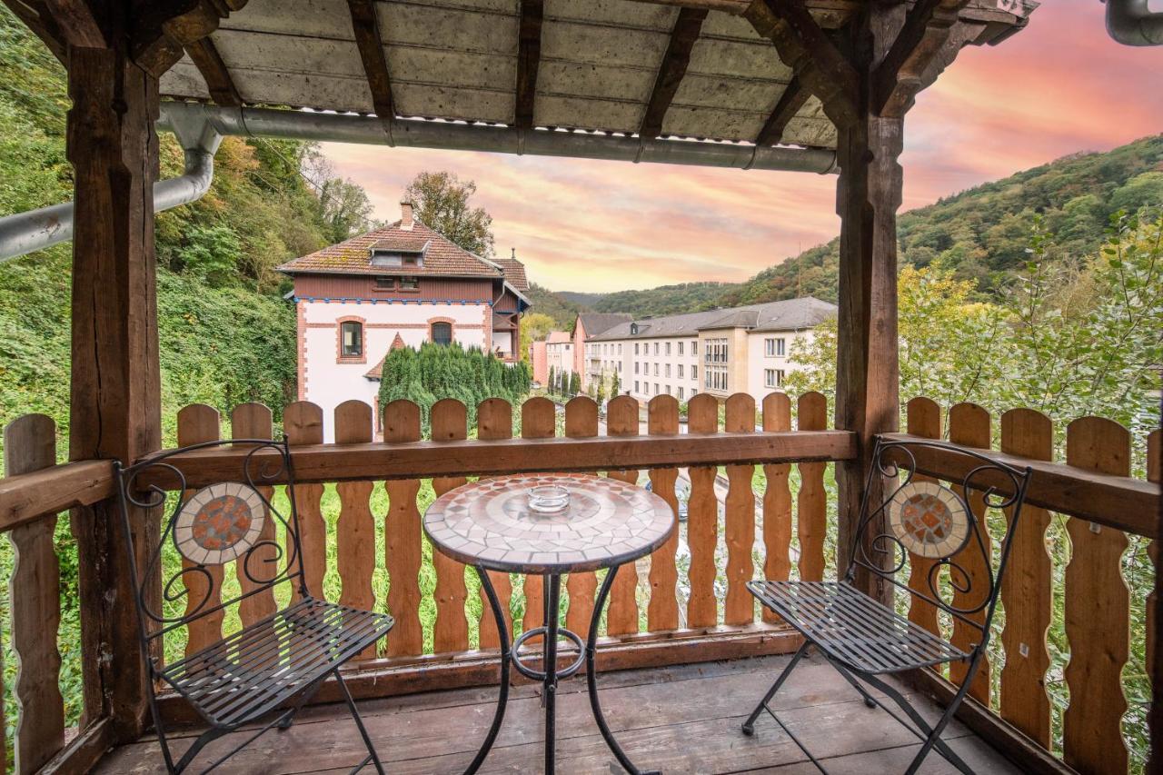 Bismarck Apt Mit Schoenem Balkon Bad Ems Exterior foto